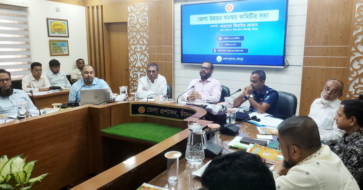 ডেঙ্গু নিয়ন্ত্রণ, ওএমএসের চাল ও পাসপোর্ট সেবায় অনিয়ম বন্ধের নির্দেশ এমপি মানিকের
