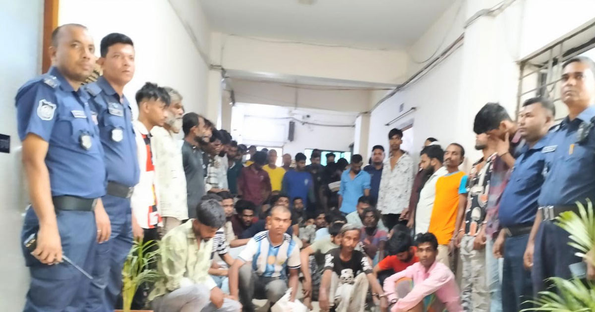 ২৪ ঘণ্টায় পুলিশের বিশেষ অভিযানে গ্রেপ্তার ১৪০