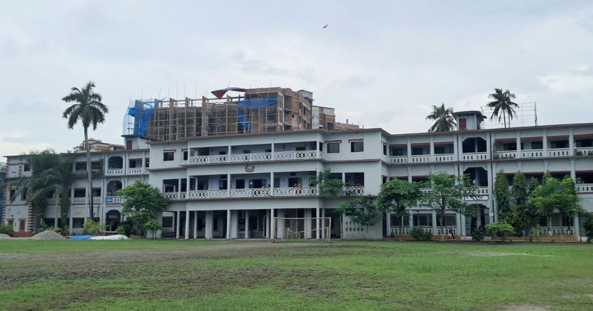 চাঁদপুরে এইচএসসিতে পাসের হার ৪৫.০৫, আলিমে ৬৪.২৭ শতাংশ