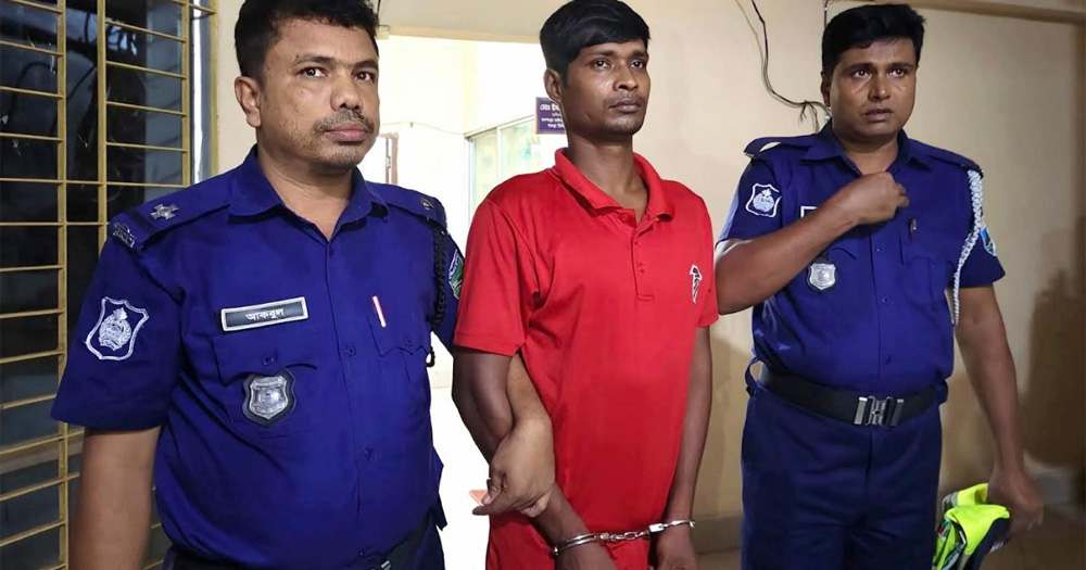 নাটোরে ট্রাক-মাইক্রোবাস সংঘর্ষের ঘটনায় ঘাতক ট্রাকচালক আটক