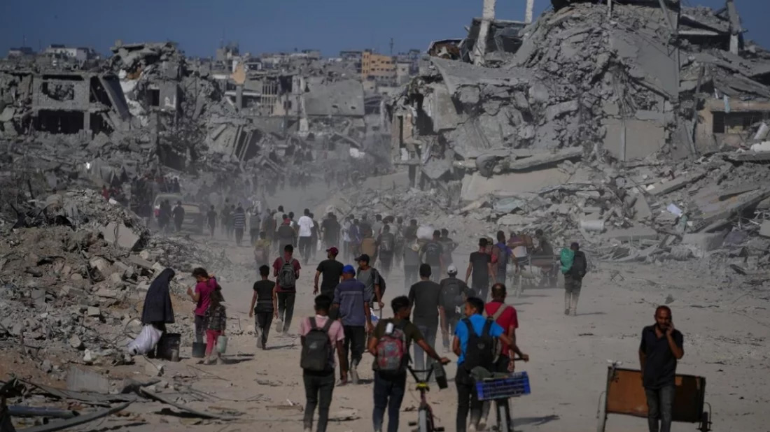 চারদিকে শুধুই ধ্বংসস্তূপ, ঘরে ফিরে গাজাবাসী