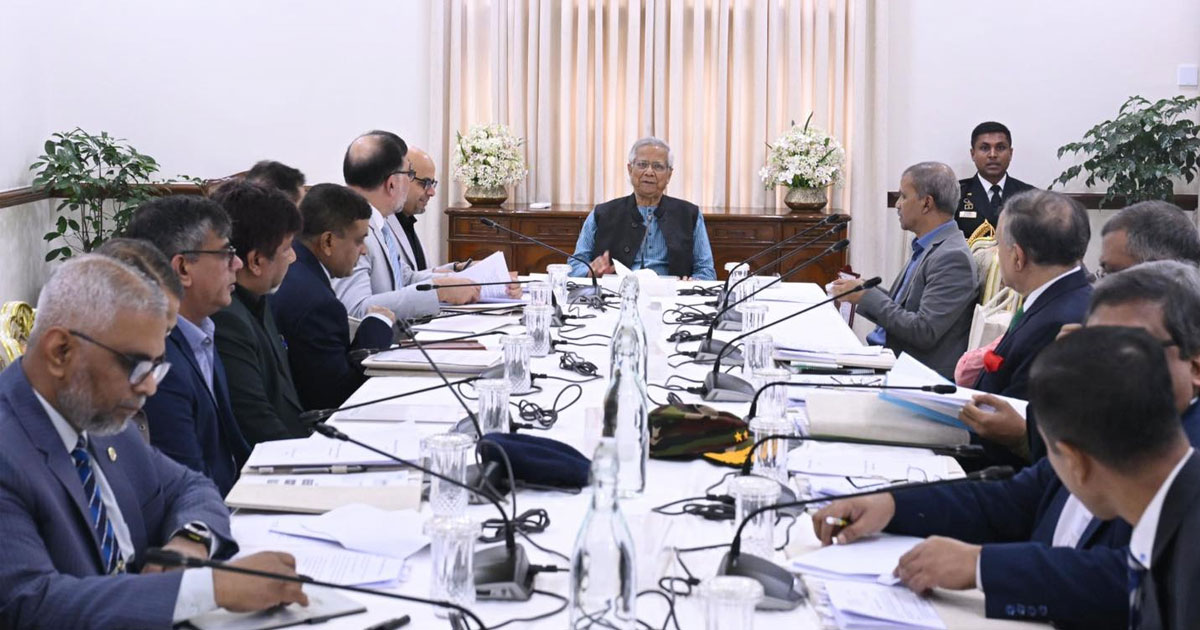 নির্বাচনকে সামনে রেখে সাইবার নিরাপত্তা জোরদারের নির্দেশ প্রধান উপদেষ্টার