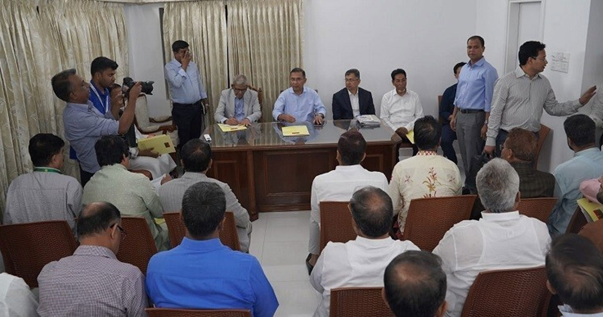 নয়াপল্টনে বিএনপির সংসদ সদস্যদের সঙ্গে প্রধানমন্ত্রীর বৈঠক