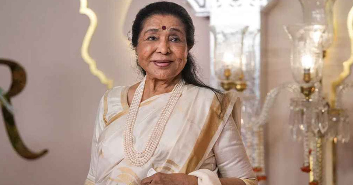 হাসপাতালে আশা ভোসলে, অবস্থা সংকটাপন্ন