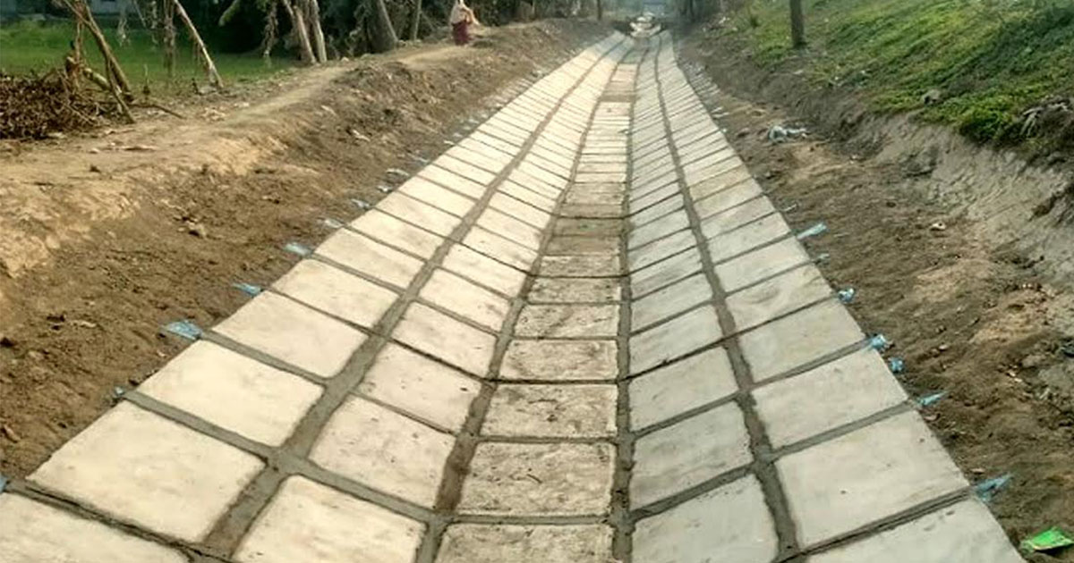 মতলবে বাপাউবোর প্রকল্পের কাজ শুরু হওয়ার পূর্বেই অনিয়মের অভিযোগ!