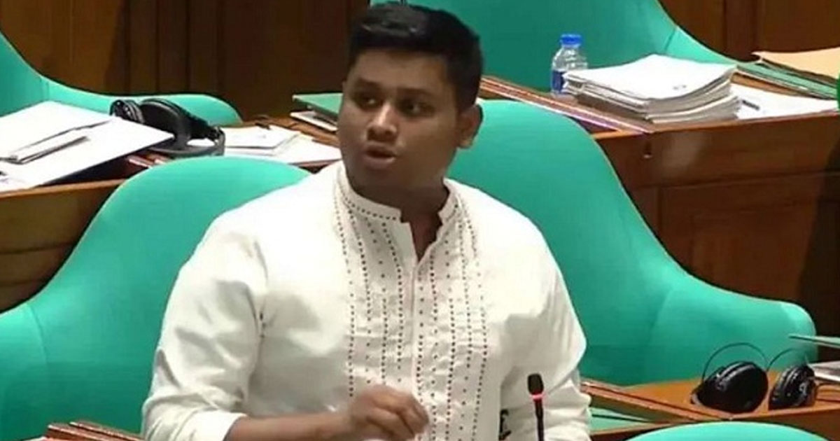 ট্যাক্স ফ্রি নয়, সরকারি গাড়ি চেয়েছি : হাসনাত আবদুল্লাহ