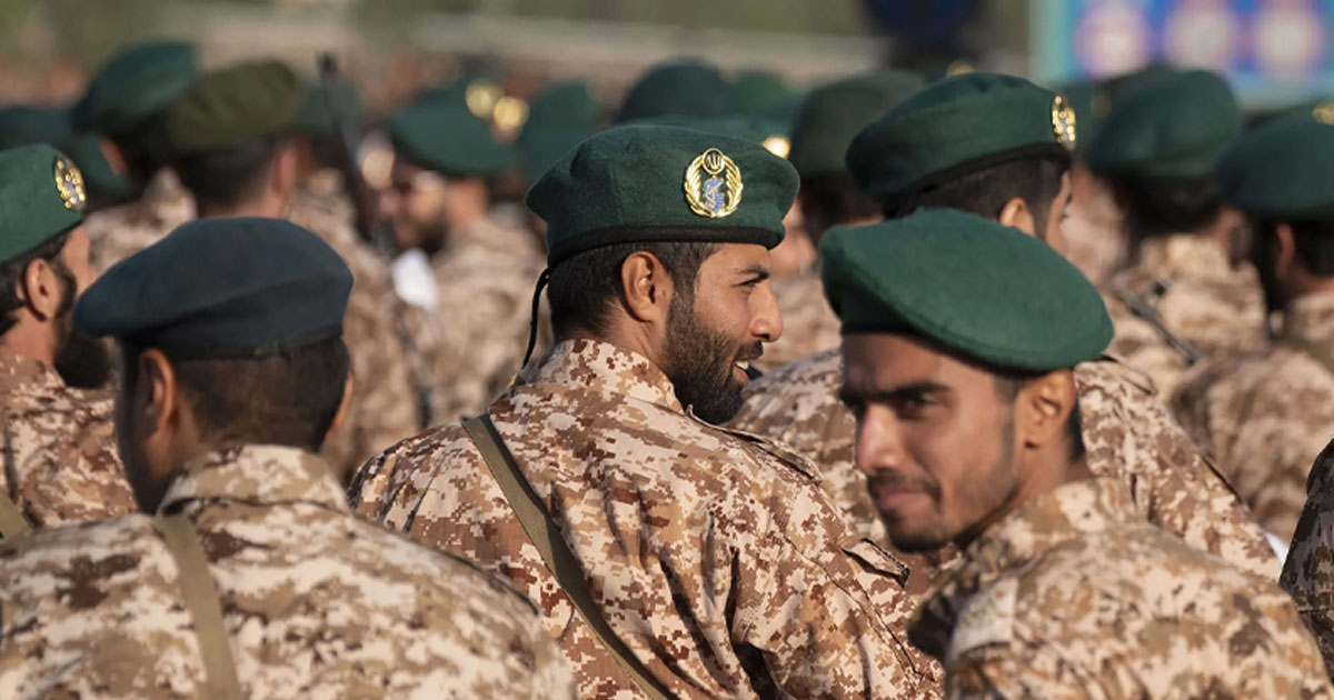 ২৪০ জনকে আটক করল আইআরজিসি