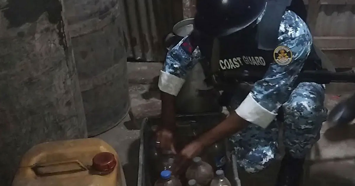 বরগুনায় ১২৬০ লিটার জ্বালানি উদ্ধার