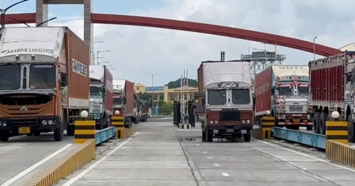 বন্ধের পর বেনাপোল বন্দরে আমদানি-রপ্তানি স্বাভাবিক