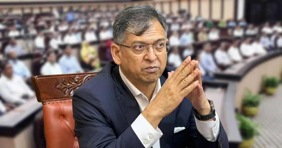 রাজনৈতিকভাবে ইস্যু হওয়া অস্ত্র বাতিলের প্রক্রিয়া চলছে: স্বরাষ্ট্রমন্ত্রী