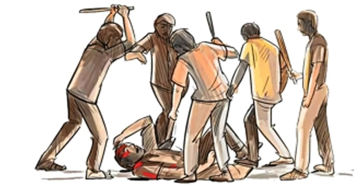 সাদা পোশাকে দায়িত্ব পালনকালে কনস্টেবলকে অপহরণ ও মারধর