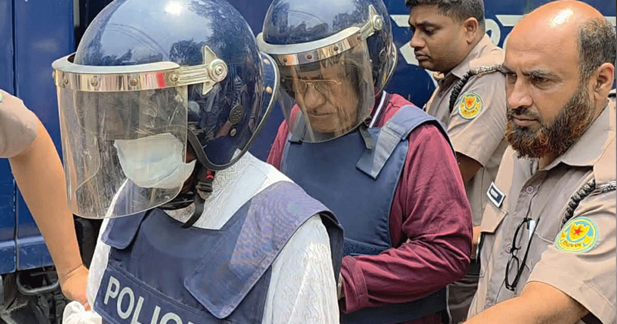 দুই মামলায় বিচারপতি মানিকের জামিন নামঞ্জুর