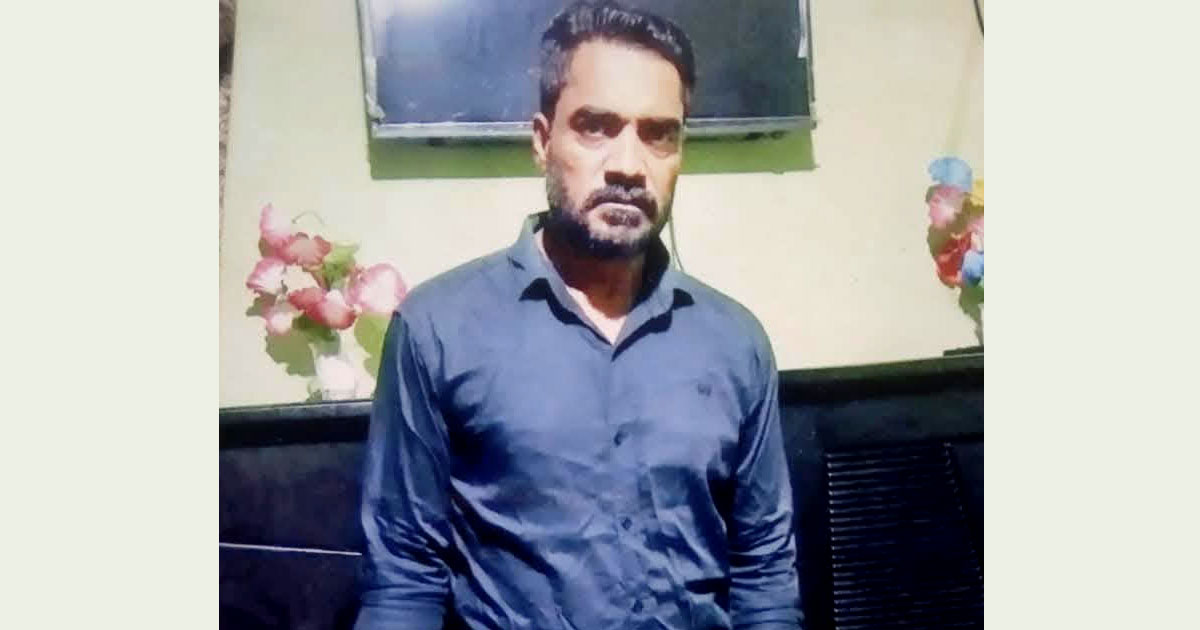 মাদক সেবনে বাধা দেওয়ায় পরদিন কুপিয়ে হত্যা, আটক ২