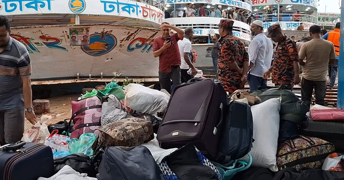 ঈদযাত্রায় বাড়তি ভাড়া, পরিবহন মালিকদের ভাষায় ‘ঈদ বকশিস’
