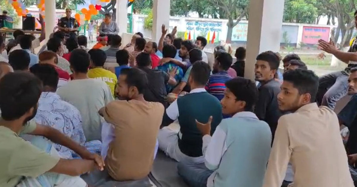 ‘আমি পাপী, তিনি জামিনদার’ গানে ঈদ আনন্দে মাতলেন কারাবন্দিরা