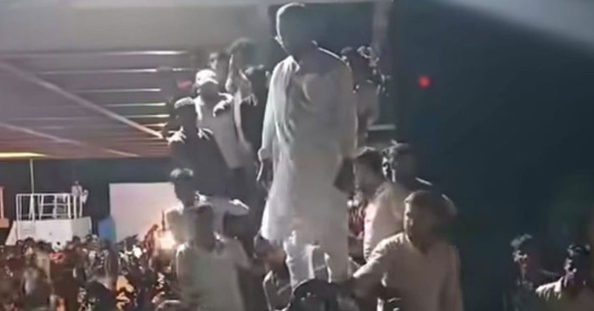 হান্নান মাসউদের জন্য দুই ঘণ্টা আটকে রাখা হয় ফেরি