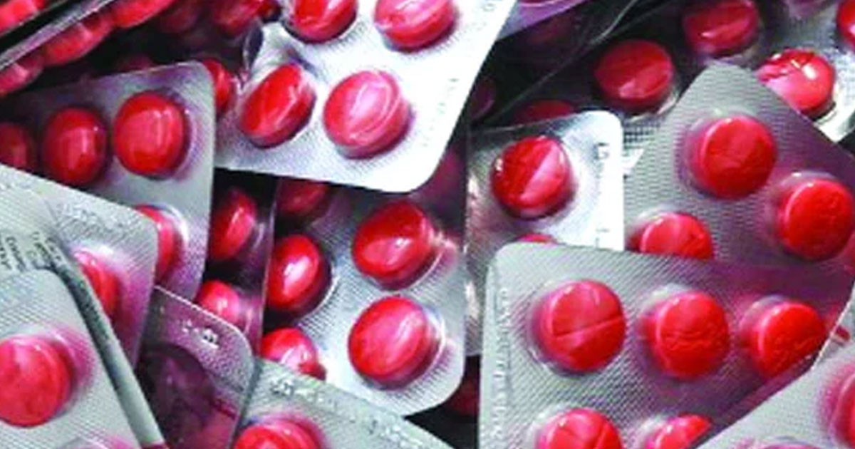 ঠাকুরগাঁওয়ে পৃথক অভিযানে ইয়াবা ও ট্যাপেন্টাডলসহ গ্রেপ্তার ৪