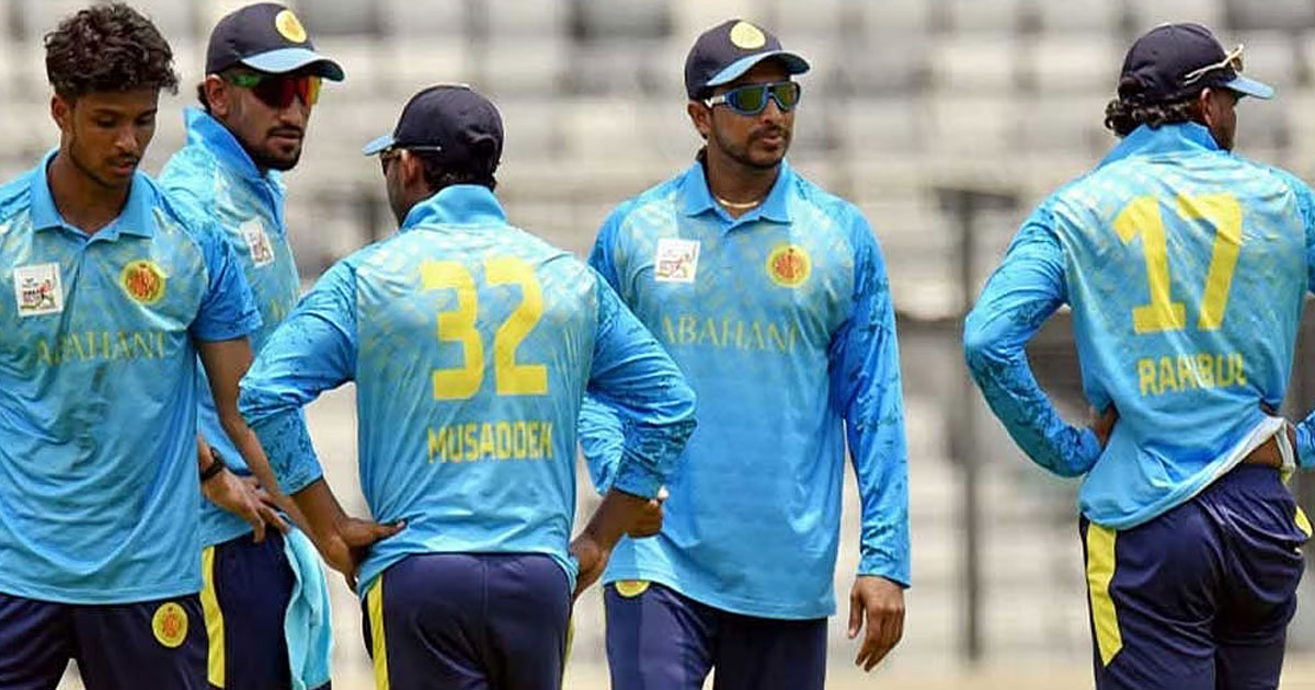 শেষ উইকেটের নাটকে আবাহনীর ১২ রানের জয়